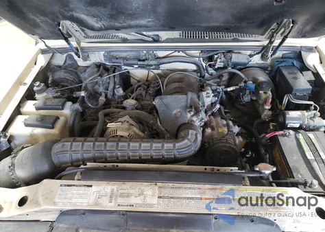 1996 Ford Explorer from USA, damaged, VIN 1FMDU34X1TZA61741